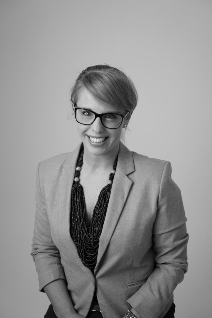 Vörös Nóra portré