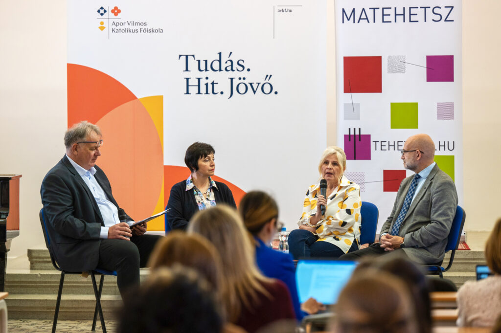 Apor és Matehetsz kerekasztal